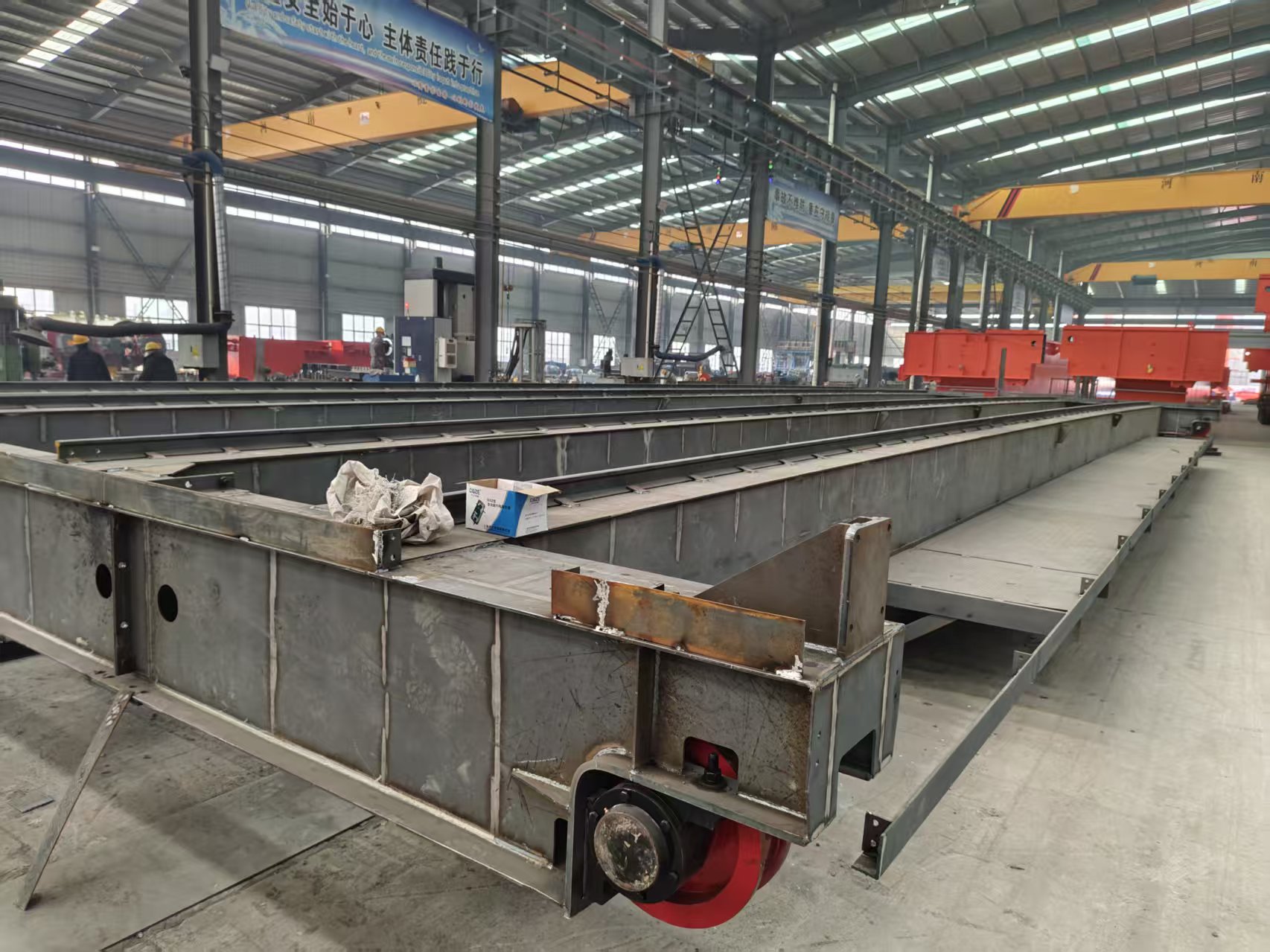 Кран мостовой: эффективный и безопасный выбор для усиления промышленного производства